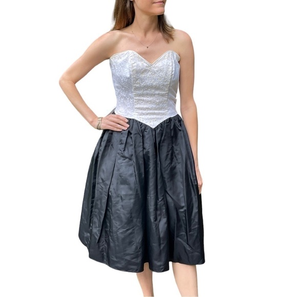 GUNNE SAX VINTAGE STRAPLESS SWEETHEART BASQUE WAIST BOW BACK 80S PROM DRESS - Picture 1 of 13
